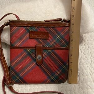 Dooney and Bourke crossbody with winter green interior.